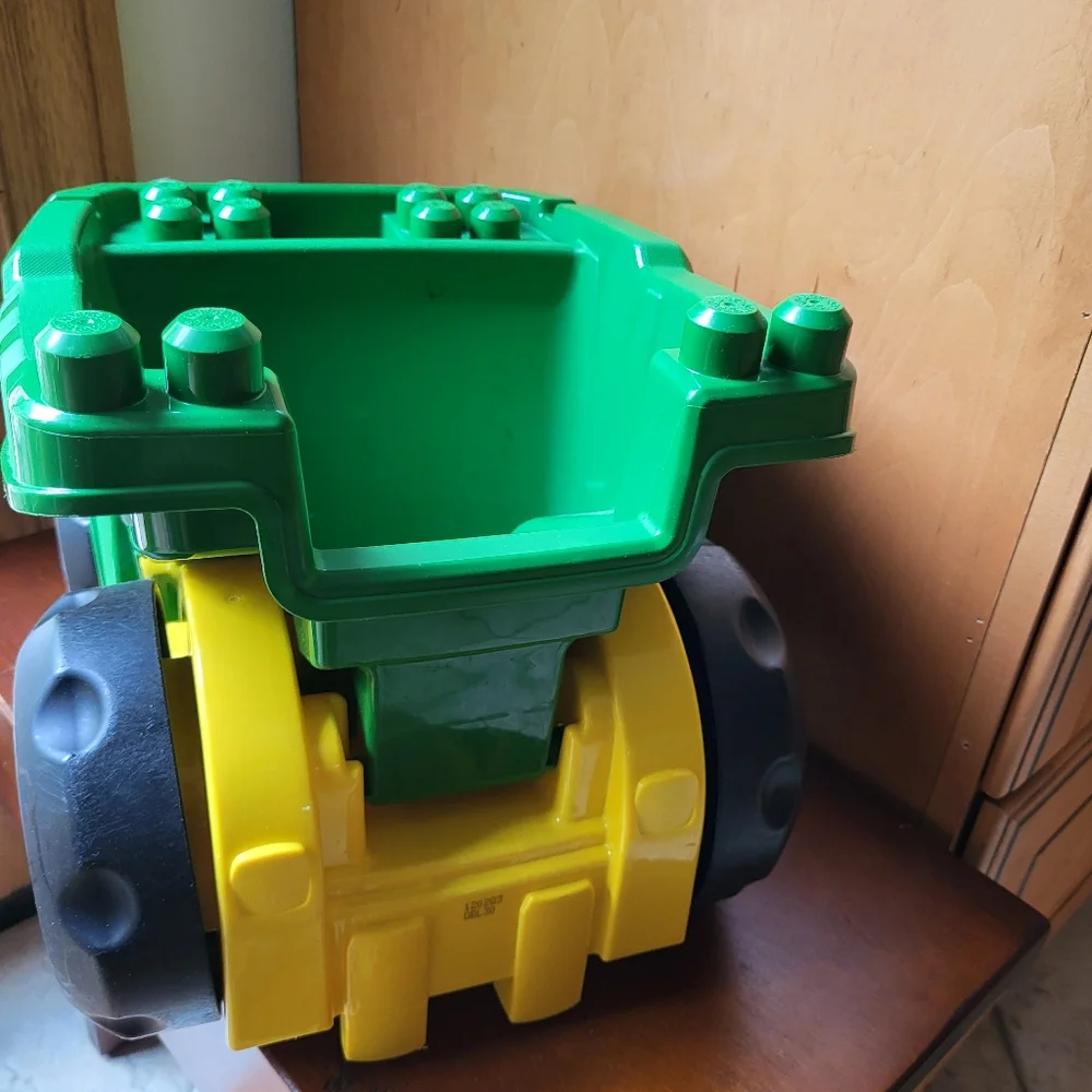 LARGE John Deere Mega Blocks Dump Truck